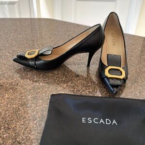 ESCADA LADIES BLACK GOLD HARDWARE HEELS-8.5-EUC-GORGEOUS! VINTAGE